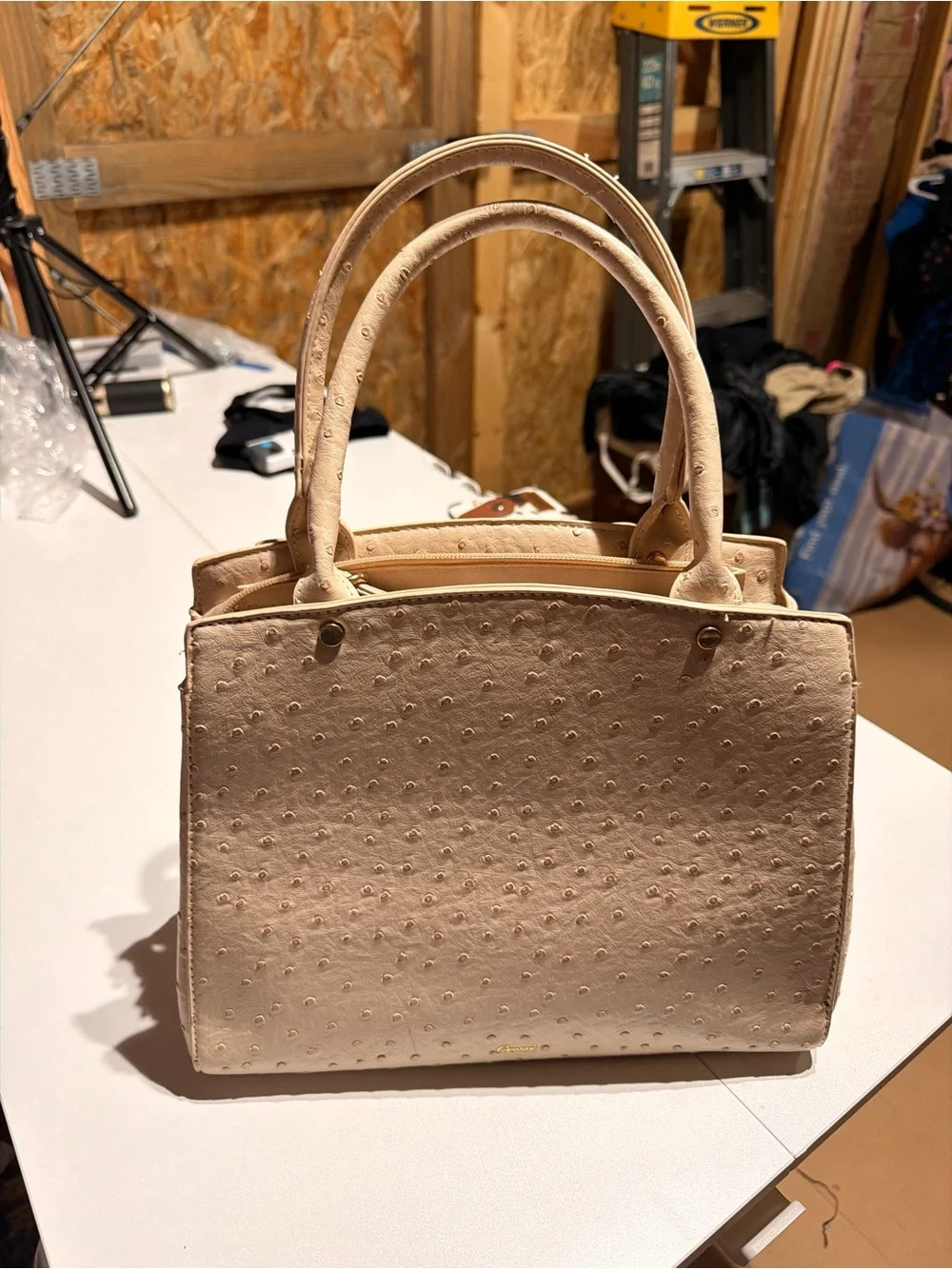 Chic Cream Bow-Accent Top-Handle Satchel
